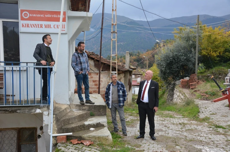 Başkan Kumral yapımı tamamlanan hizmet alanlarını yerinde inceledi