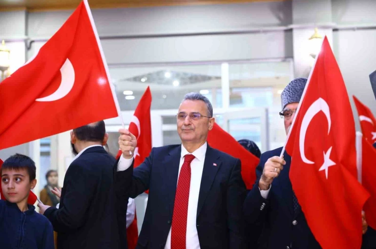 Başkan Kurnaz: "İstiklal Marşı bağımsızlığımızın ebedi nişanesidir" 