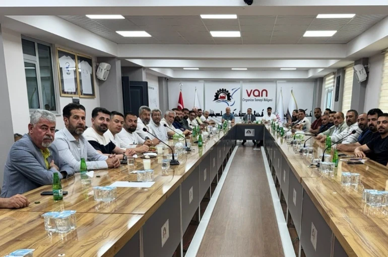 Başkan Memet Aslan: "Üretim ve istihdamı artıracak projeler üzerinde çalışıyoruz" 