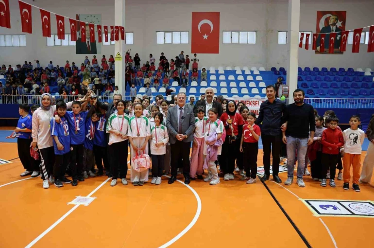 Başkan Özdoğan: Hacılar’da gençlik var, spor var, festival var" 
