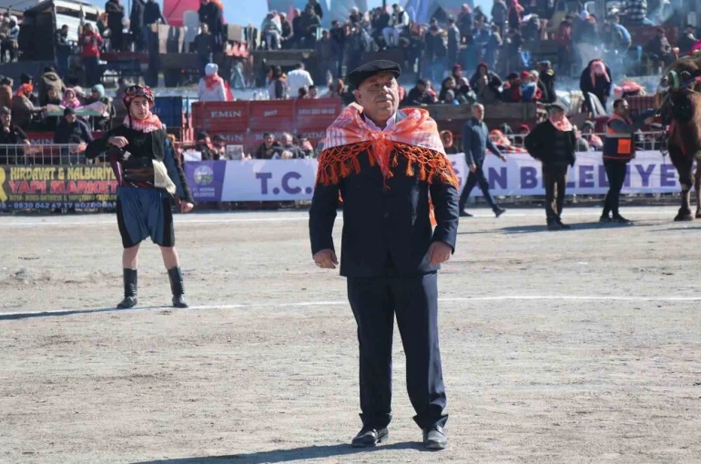 Başkan Özel: "Ramazan’ın manevi atmosferine saygı bizim için önceliktir" 