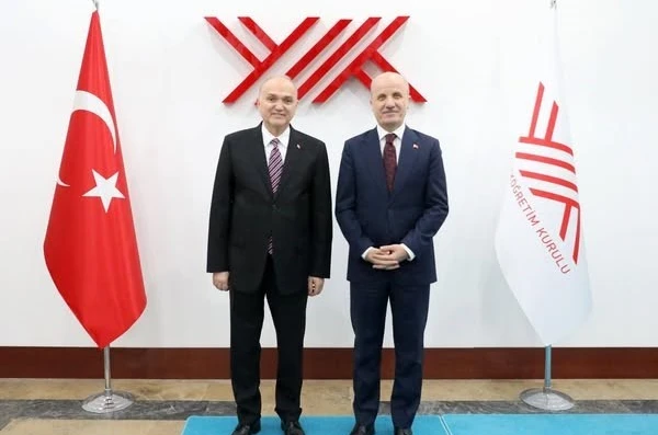 Başkan Özlü, YÖK başkanı ile görüştü 