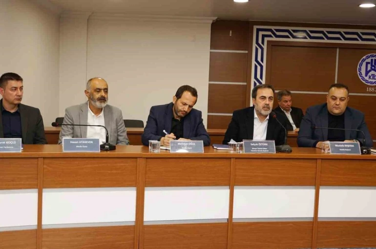 Başkan Öztürk: "Üretim kadar bilgi ve strateji de rekabette belirleyici" 