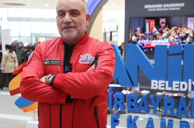 Başkan Sandıkçı: "Hanım kardeşlerimizi yenilikçi teknolojilerle tanıştırıyor, mesleki istihdam atağımızı sürdürüyoruz" 