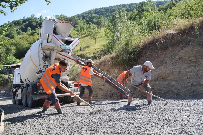 Başkan Sandıkçı: "Ulaşıma yönelik yatırımları ilçemize kazandırmaya devam ediyoruz" 