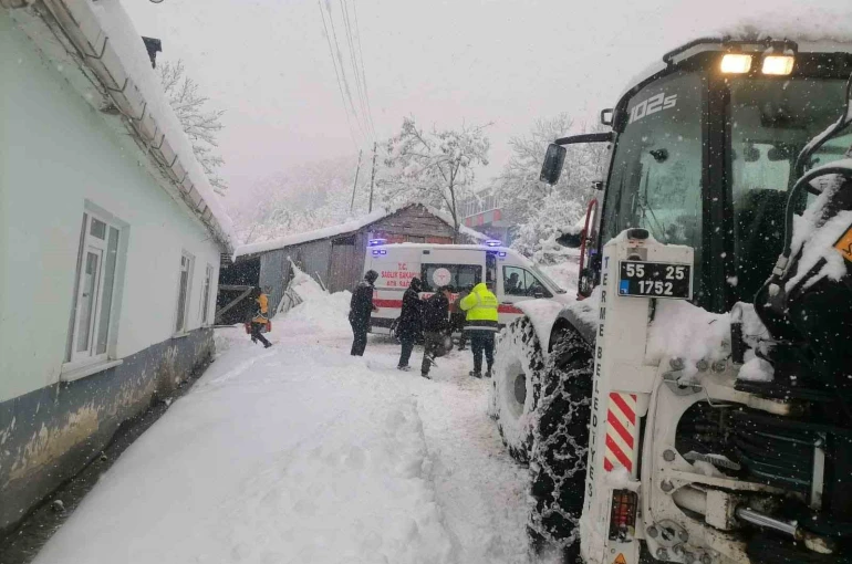 Başkan Şenol Kul: "Karın bereketini yaşıyoruz, Terme Belediyesi 7/24 sahada"