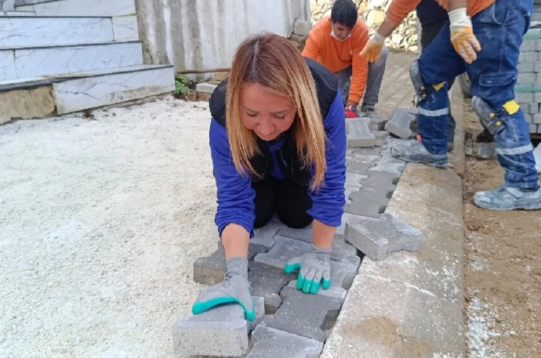 Başkan Tekin’den sahada örnek çalışma 