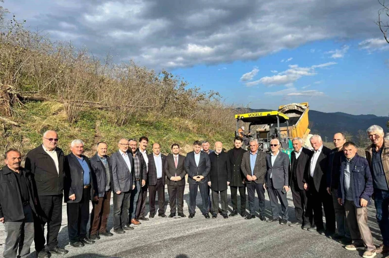 Başkan Türkcan: "Sarpdere-Damarlı yolu hak ettiği değere kavuşuyor" 