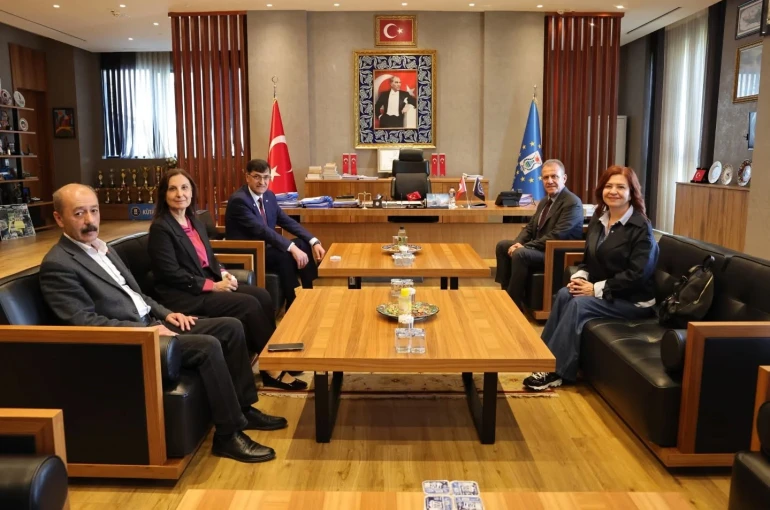 Başkan Vahap Seçer: "Belediyeler arası tecrübe paylaşımı önemli" 