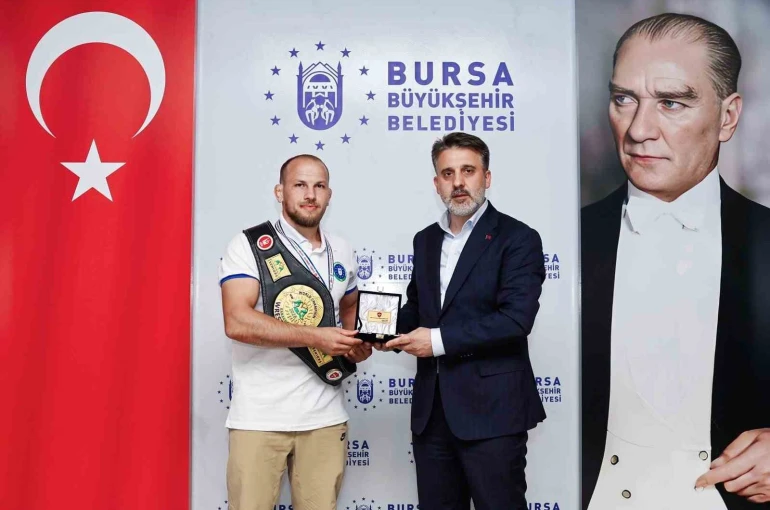 Başkan Vekili Biba’dan dünya şampiyonu güreşçiye tebrik 