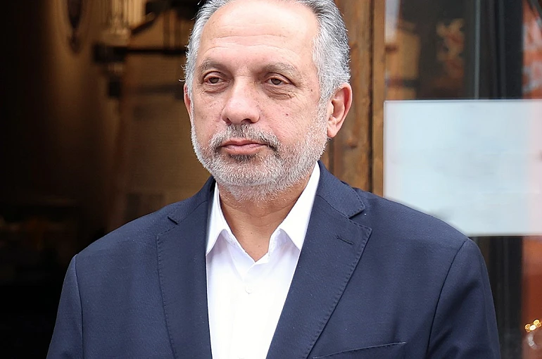 Başkan Yalçın: "Bu mübarek gecenin huzura ve kardeşliğe açılan bir kapı olmasını diliyorum" 