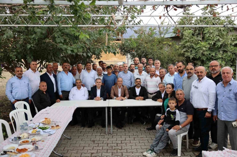 Başkan Yapar, muhtarlarla bir araya geldi 