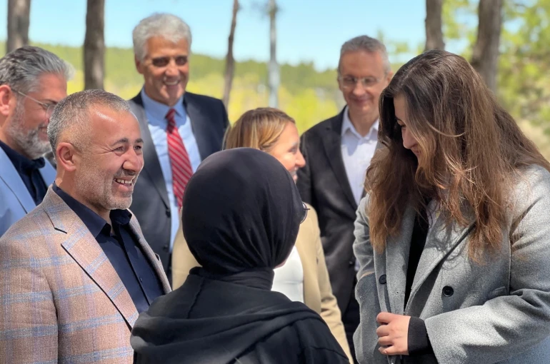 Başkan Yıldırım öğrencilerle motivasyon yemeğinde buluştu 