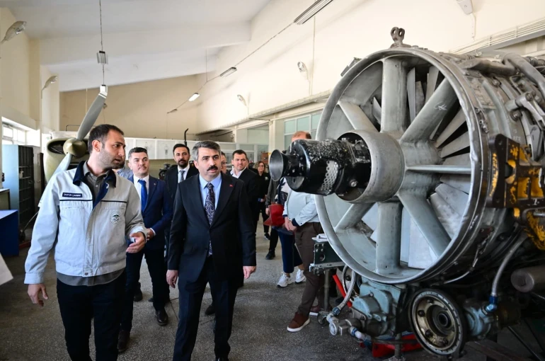 Başkan Yılmaz’dan gençlere tavsiyeler 