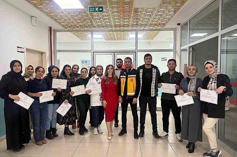 Batman’da ebelere yeni doğan bakımı eğitimi verildi 