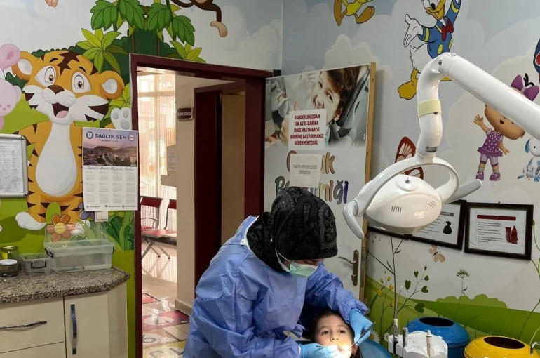 Bayburt Ağız ve Diş Sağlığı Merkezine yeni uzman hekimler atandı