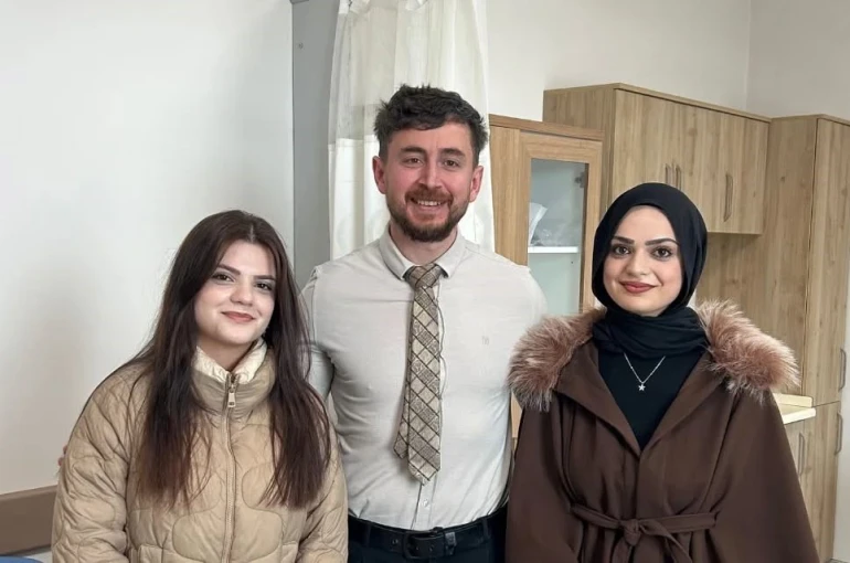 Bayburt Devlet Hastanesinde aşırı el terlemesine cerrahi müdahale