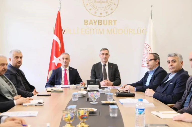 Bayburt’ta Açık Öğretim Kurumları Sınav Yürütme Kurulu toplandı 