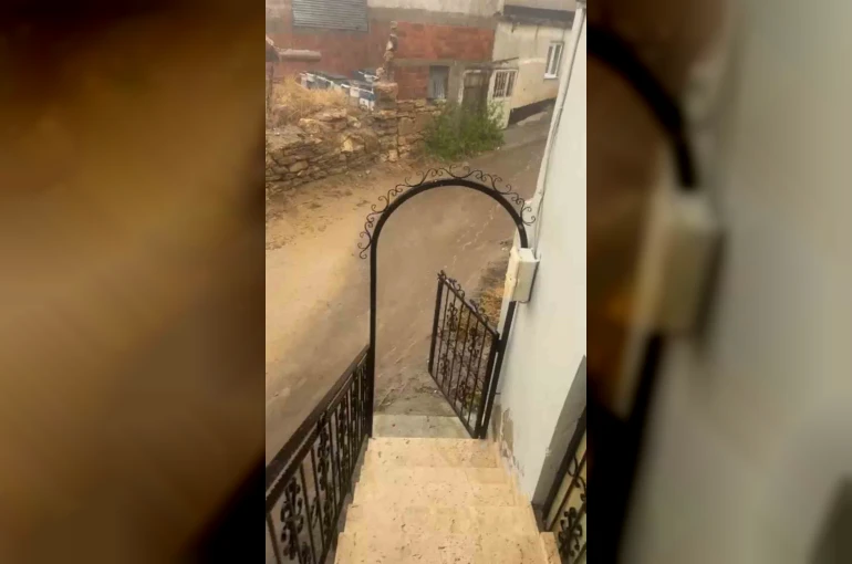 Bayburt’ta ağustos ortasında sağanak etkili oldu