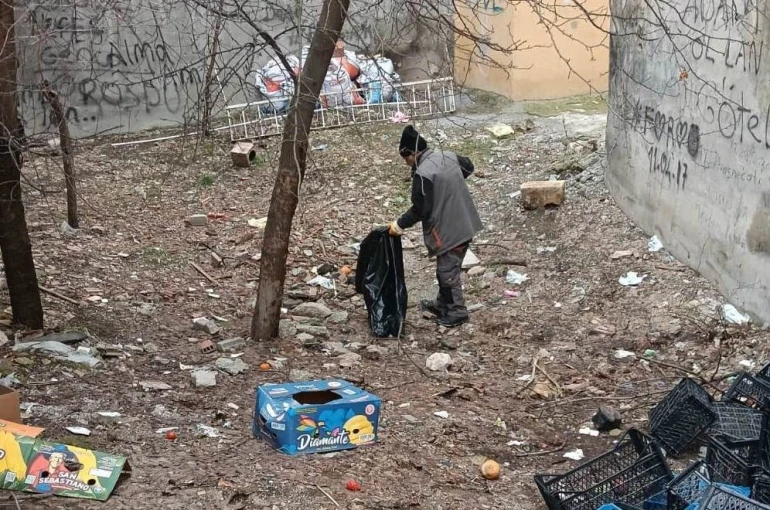 Bayburt’ta bahar temizliği sürüyor 
