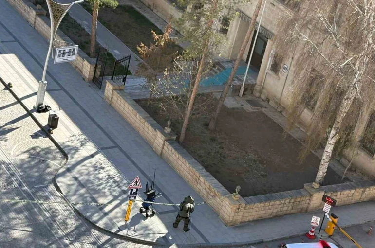 Bayburt’ta bomba ihbarı asılsız çıktı 