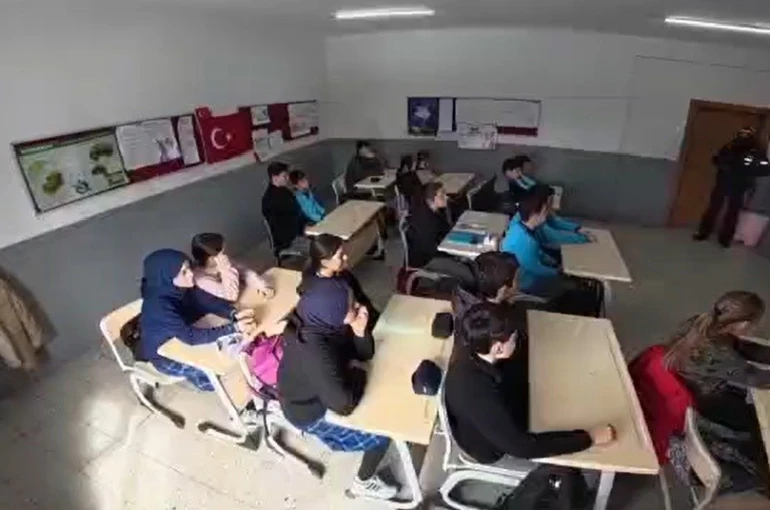 Bayburt’ta Deprem Haftası kapsamında tatbikat ve eğitimler düzenlendi 