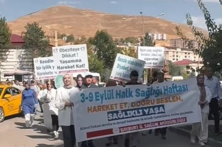 Bayburt’ta Halk Sağlığı Haftası kapsamında yürüyüş düzenlendi 