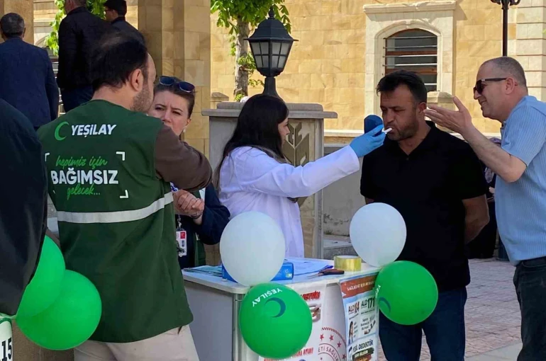 Bayburt’ta vatandaşlara sigaranın zararları anlatıldı 
