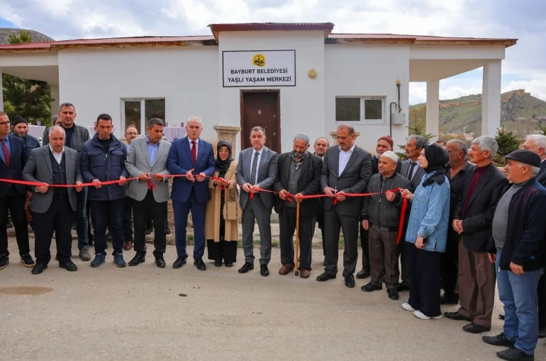 Bayburt’ta Yaşlı Yaşam Merkezi hizmete açıldı 