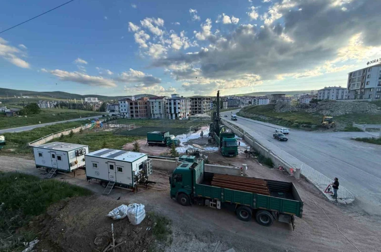 Bayburt’ta yeraltı suyu aramalarında 150 metrede suya ulaşıldı