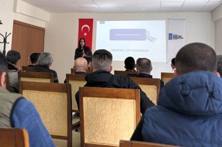 Bayburt’ta yükümlülere kanser farkındalığı semineri verildi