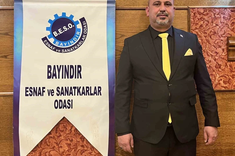 Bayındır Esnaf ve Sanatkârlar Odası’nda Enis Macit güven tazeledi