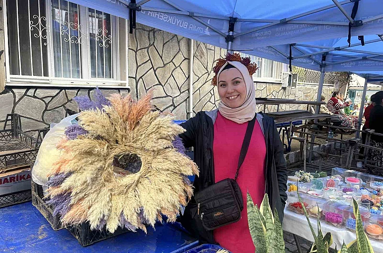 Bayındır Nergis Festivali ziyaretçi akınına uğradı 