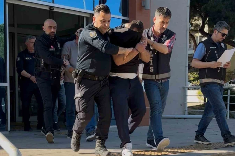 Bayındır’da uyuşturucu operasyonu: 4 tutuklama 