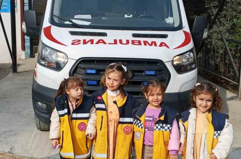 Bayırköy’de Kur’an kursu öğrencilerinden 112 acil merkezine gezi 