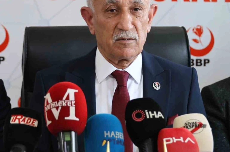 BBP Sivas İl Başkanı Ahmet Polat geçirdiği kalp krizi sonucu vefat etti 