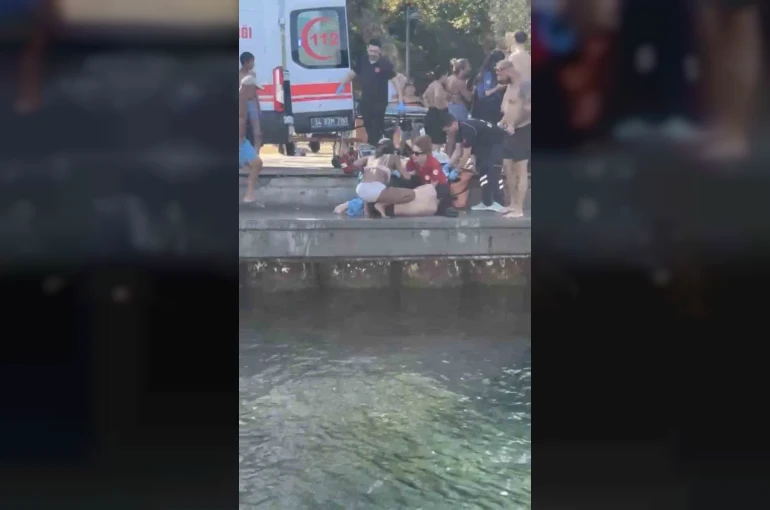 Bebek sahilinde boğulma tehlikesi: Vatandaşlar kurtardı 