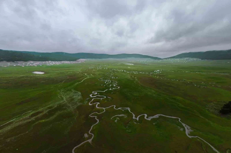 Benli yaylasındaki menderesler havadan görüntülendi 