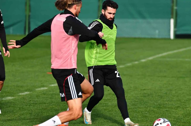 Beşiktaş’ta Antalya kampı kadrosu belli oldu 