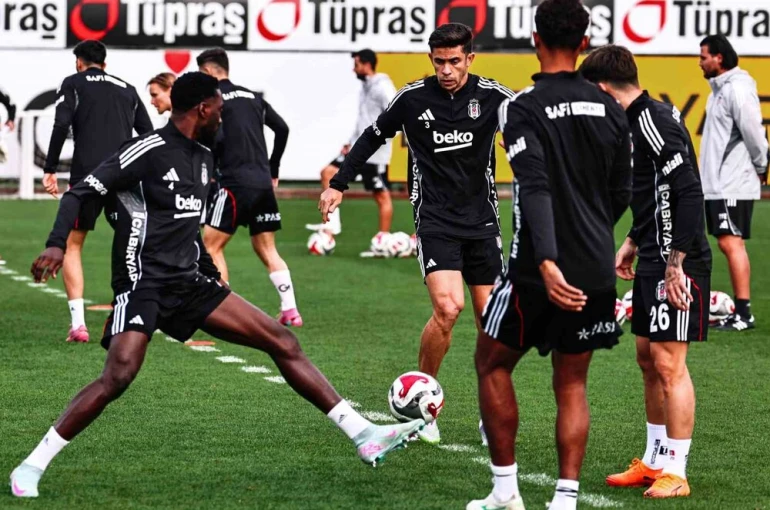 Beşiktaş’ta Antalyaspor maçının hazırlıkları tamamlandı 