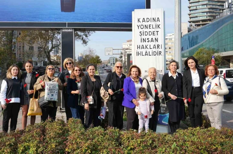 Beşiktaş’ta "Dünden Bugüne Kadına Yönelik Şiddetle Mücadele Paneli" 