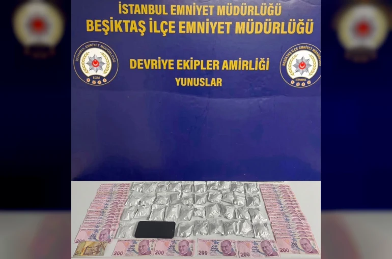 Beşiktaş’ta şüphe üzerine durdurulan araçta çamaşır makinesine gizlenmiş 37 paket esrar ele geçirildi