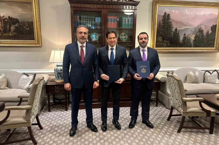 Beyaz Saray’da Türkiye-ABD-Suriye zirvesi 