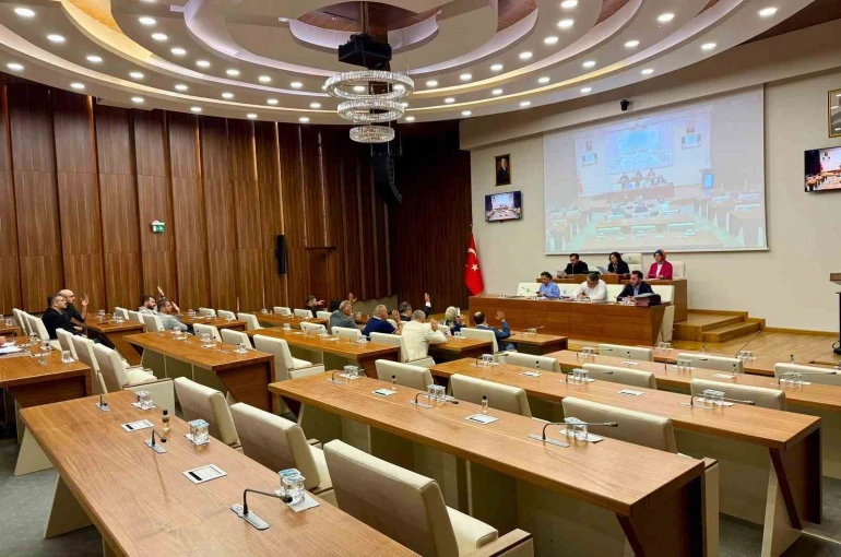 Beykoz Meclisi’nde CHP sıraları boş kaldı 