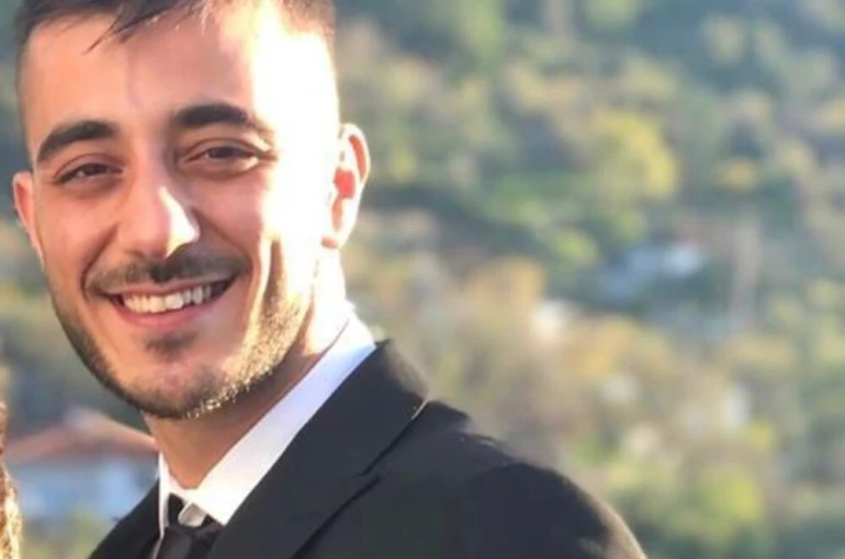 Beylik tabancasını tanıtırken arkadaşını vuran polisin yargılanmasına başlandı 