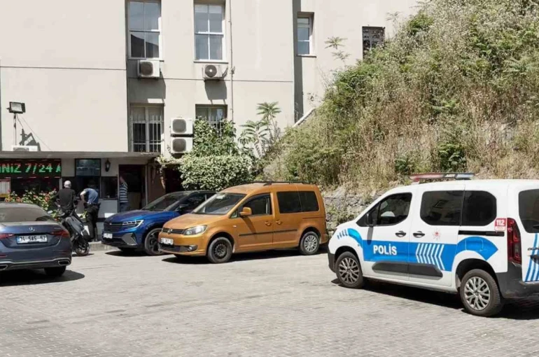 Beyoğlu’nda otoparkta silahlı saldırı: 1 yaralı 
