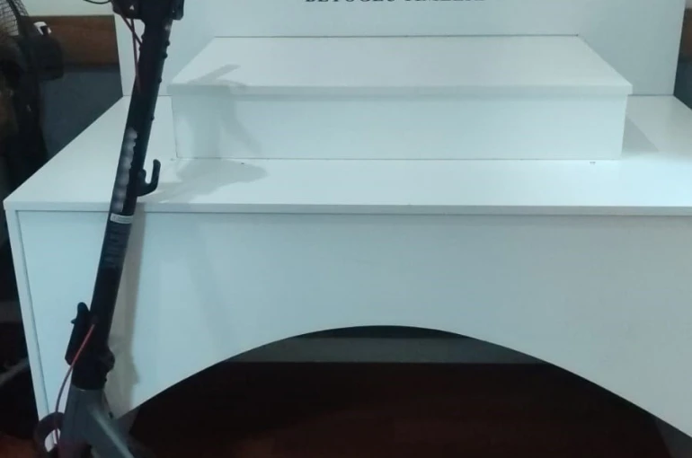 Beyoğlu’nda scooter hırsızlığı kamerada: 2 gözaltı 