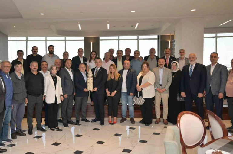 Beyoğlu’nun muhtarları Esenyurt’ta hayata geçirilen projeleri gezdi