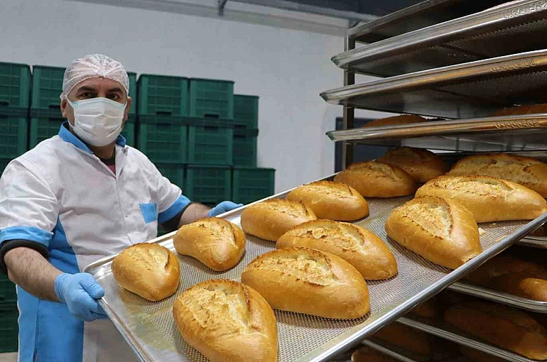 Beyşehir’de halk ekmek Ramazan ayı boyunca 6 lira 