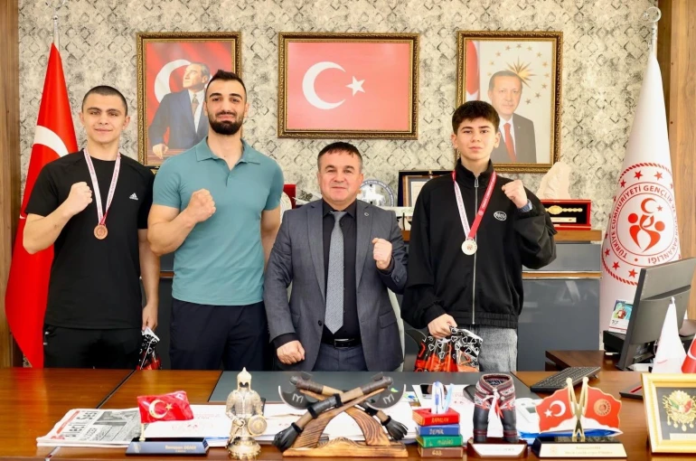 Bilecikli boks sporcularından Türkiye derecesi 